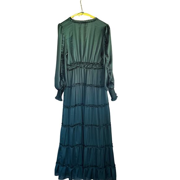 Gorgeous GREEN dress!!!  The color of fall!! - Picture 3 of 8